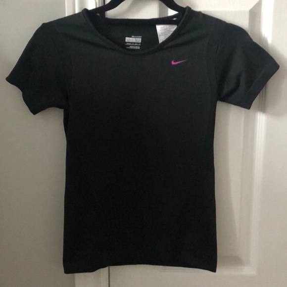 Nike spandex workout top - Picture 1 of 3